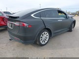 TESLA MODEL X 100D/75D/P100D 5YJXCAE28JF102400 снимка