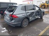 VOLKSWAGEN TIGUAN 2.0T SE/2.0T SE R-LINE BLACK/2.0T SEL 3VV2B7AX5LM015619 photo