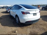 TESLA MODEL Y LONG RANGE DUAL MOTOR ALL-WHEEL DRIVE 7SAYGDEE9NF450736 fotografie