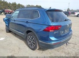 VOLKSWAGEN TIGUAN 2.0T SE/2.0T SE R-LINE BLACK/2.0T SEL 3VV2B7AX1LM137572 photo