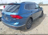 VOLKSWAGEN TIGUAN 2.0T SE/2.0T SE R-LINE BLACK/2.0T SEL 3VV2B7AX1LM137572 снимка