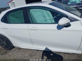 TOYOTA CAMRY SE 4T1G11AK8RU231795 fotografie