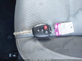 TOYOTA COROLLA LE 5YFBURHE0JP821821 снимка