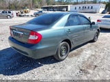 TOYOTA CAMRY LE 4T1BE32K52U566303 снимка