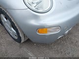 VOLKSWAGEN NEW BEETLE GLX 3VWDD21C4YM426323 снимка