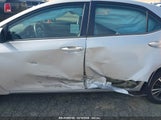 TOYOTA COROLLA LE PLUS 5YFBURHE1GP567061 снимка