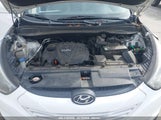 HYUNDAI TUCSON SE KM8JUCAGXEU884546 снимка