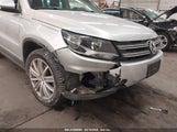 VOLKSWAGEN TIGUAN SE WVGBV3AX7DW562130 fotografie