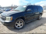 CHEVROLET SUBURBAN 1500 LT 1GNFC16068R****** снимка