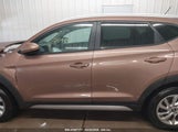 HYUNDAI TUCSON SE KM8J33A49HU332341 снимка