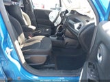 JEEP RENEGADE JEEPSTER FWD ZACNJAAB0LPM01438 снимка