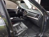 VOLVO XC90 T6 INSCRIPTION 6 PASSENGER YV4A221L8N1794067 fotografie
