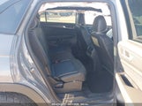 VOLKSWAGEN ATLAS CROSS SPORT 2.0T SEL PREMIUM R-LINE 1V2FE2CA3RC245381 снимка