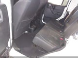 JEEP WRANGLER JK UNLIMITED SAHARA 1C4BJWEG6JL840167 fotografie