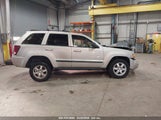 JEEP GRAND CHEROKEE LAREDO 1J8GR48K58C220173 снимка