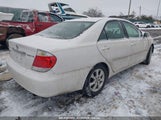 TOYOTA CAMRY XLE 4T1BE32K55U593232 снимка