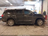 TOYOTA SEQUOIA LIMITED 5.7L V8 5TDJY5G10BS050146 fotografie