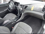 HYUNDAI SONATA SE 2.0T 5NPEC4AB9BH224359 снимка