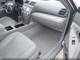 TOYOTA CAMRY LE 4T1BE46K39U370368 снимка