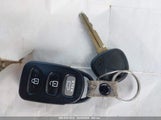 HYUNDAI ELANTRA GLS 5NPDH4AE5DH380070 снимка