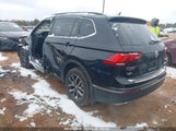 VOLKSWAGEN TIGUAN 2.0T SE/2.0T SE R-LINE BLACK/2.0T SEL 3VV2B7AX6MM102379 photo
