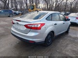 Ford Focus S 1FAHP3E20CL227272 photo