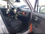 JEEP RENEGADE UPLAND EDITION 4X4 ZACCJBAB4JPH47649 photo