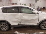 KIA SPORTAGE LX KNDPB3AC2G7846117 снимка