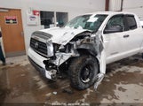 TOYOTA TUNDRA SR5 5.7L V8 5TFBV541X8X034895 снимка