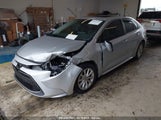 TOYOTA COROLLA XLE JTDFPMAE1N3024451 снимка