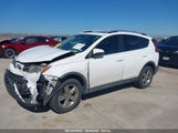 TOYOTA RAV4 XLE 2T3WFREV7FW223321 снимка
