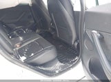 TESLA MODEL Y PERFORMANCE DUAL MOTOR ALL-WHEEL DRIVE 7SAYGDEF6NF383893 fotografie