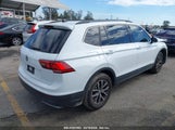 VOLKSWAGEN TIGUAN 2.0T SE/2.0T SEL/2.0T SEL R-LINE/2.0T SEL R-LINE BLACK 3VV3B7AX2KM063646 photo