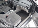 HONDA ACCORD 2.4 LX 1HGCP2F31BA047655 снимка