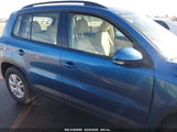 VOLKSWAGEN TIGUAN 2.0T S WVGAV7AX1HW509822 photo