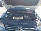 VOLKSWAGEN TIGUAN 2.0T SE/2.0T SEL 3VV3B7AX8JM156492 photo