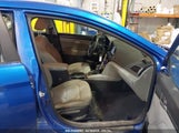 HYUNDAI ELANTRA SE KMHD84LF6HU189674 fotografie