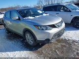 NISSAN ROGUE SPORT S JN1BJ1CRXJW285247 fotografie