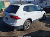 VOLKSWAGEN TIGUAN 2.0T S 3VV1B7AX1JM015870 fotografie