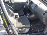 VOLKSWAGEN TIGUAN 2.0T/2.0T S WVGBV7AX7HK049500 fotografie