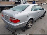 MERCEDES-BENZ CLK 320 WDBLJ65G7WF030460 снимка