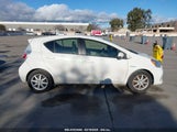 TOYOTA PRIUS C ONE JTDKDTB37E1073518 снимка