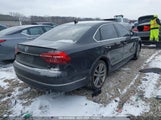 VOLKSWAGEN PASSAT 1.8T R-LINE 1VWDT7A34HC066102 photo