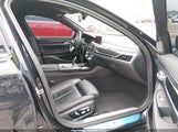 BMW 740 I WBA7T2C06NCJ31319 снимка