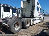 VOLVO VN VNL 4V4NC9GH57N458020 снимка
