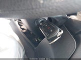 TOYOTA RAV4 LE 2T3H1RFV6KW037737 снимка