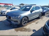 VOLVO XC60 T5 MOMENTUM LYV102RK5JB077990 photo