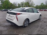 TOYOTA PRIUS JTDKARFU9J3054742 снимка
