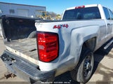CHEVROLET SILVERADO 2500HD WT 1GC1KUEGXFF655185 снимка