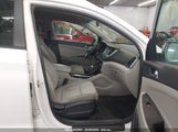 HYUNDAI TUCSON SE KM8J33A48GU117807 снимка
